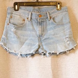 Levi’s denim shorts